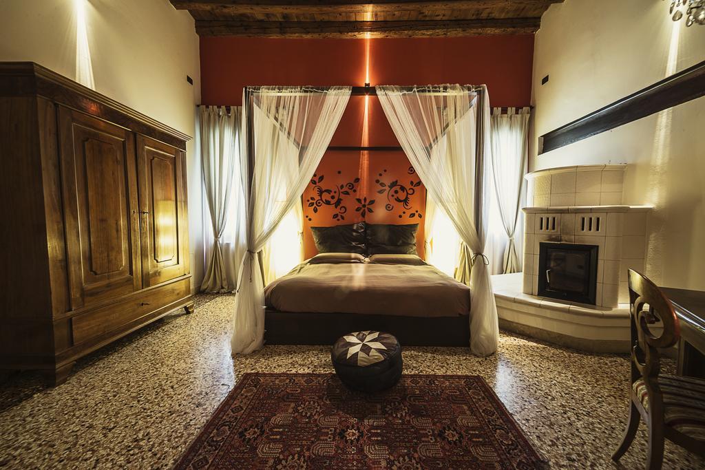Relais Villa Gozzi B&B Аркуньяно Экстерьер фото