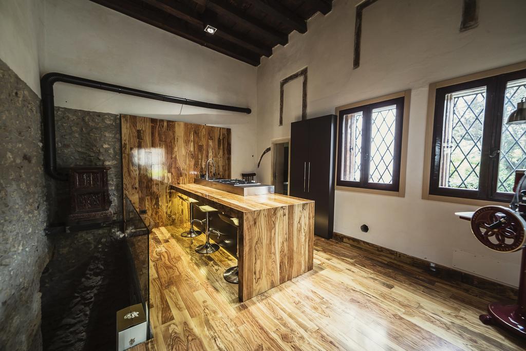 Relais Villa Gozzi B&B Аркуньяно Экстерьер фото